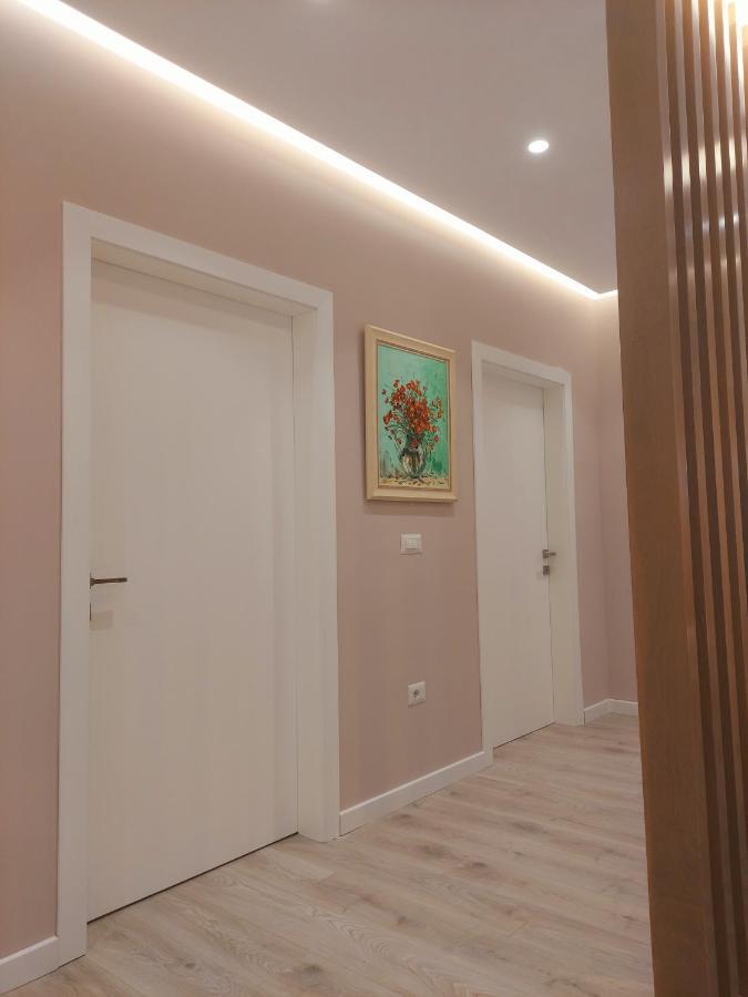 Luxurious Double Bedroom Suite Tirana Exterior foto